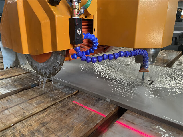 CNC Bridge Saw Machine with 1 Engraving Head